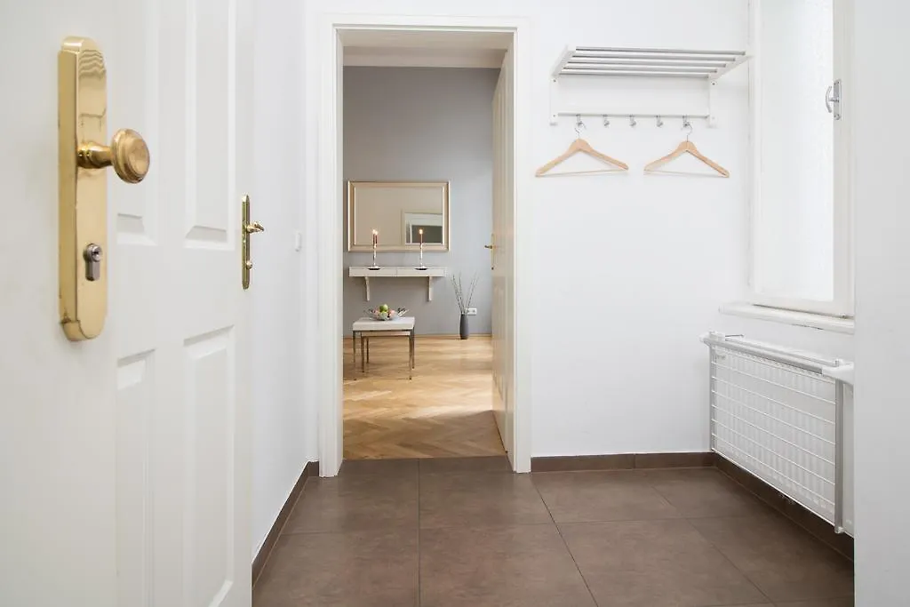 Apartment Central Vienna-Living Austria
