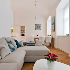 Sisi Apartamento