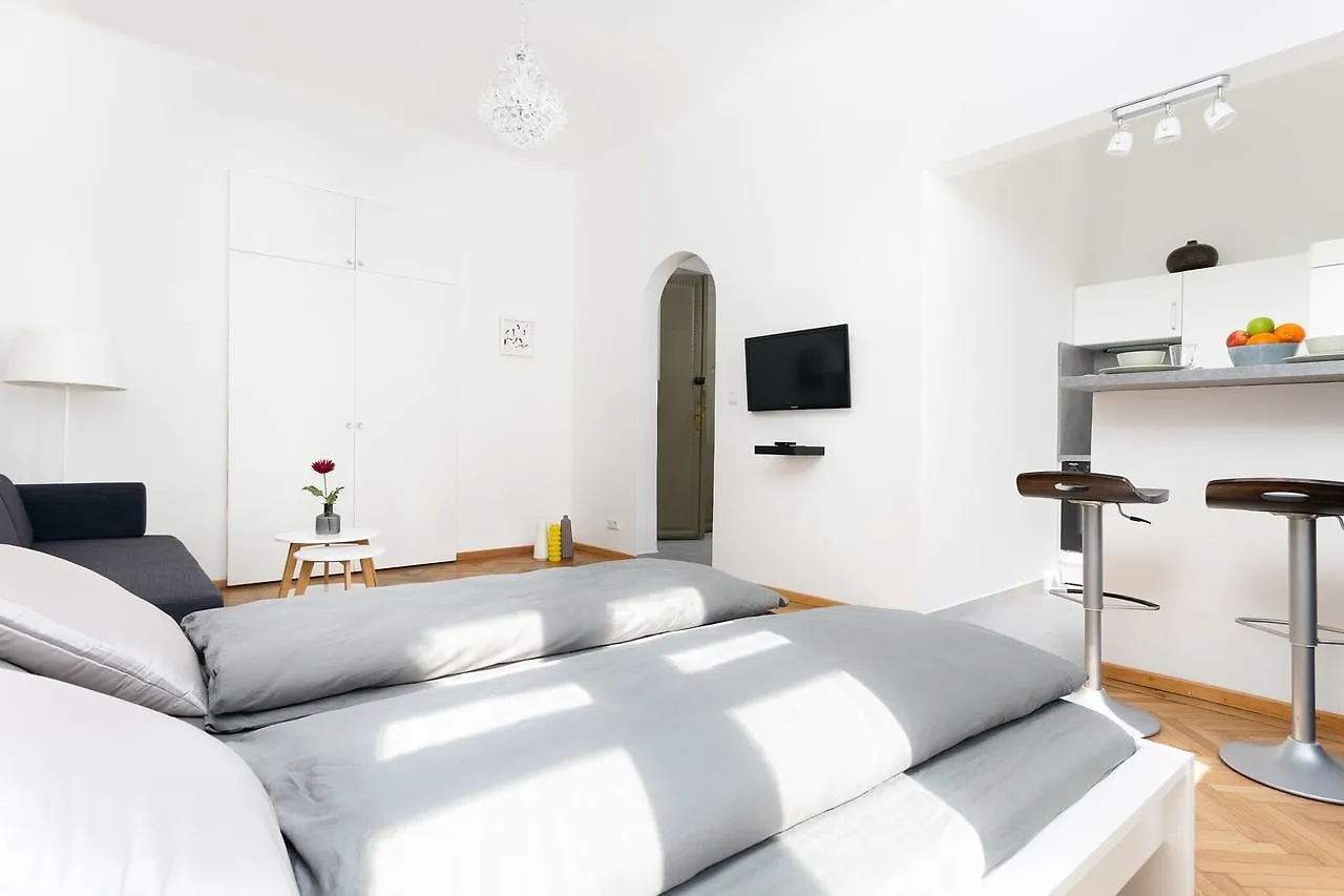Central Vienna-Living