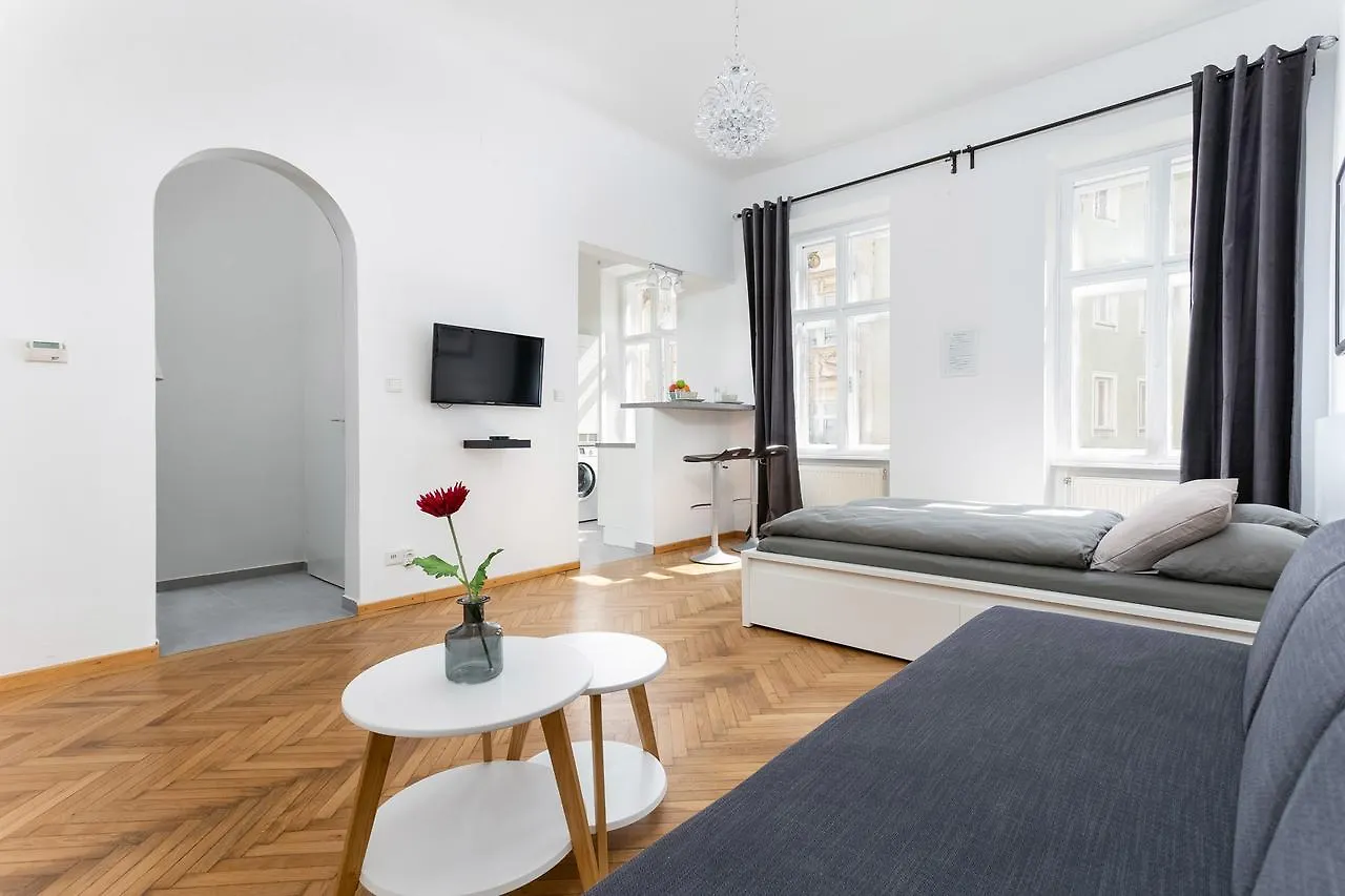 Central Vienna-Living Vienne