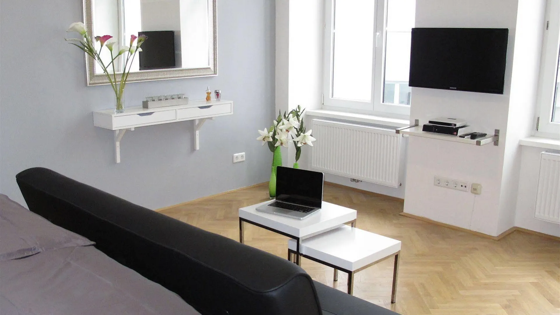 Central Vienna-Living Vienne